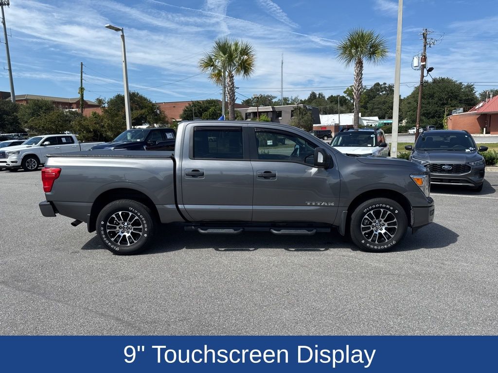 2022 Nissan Titan SV