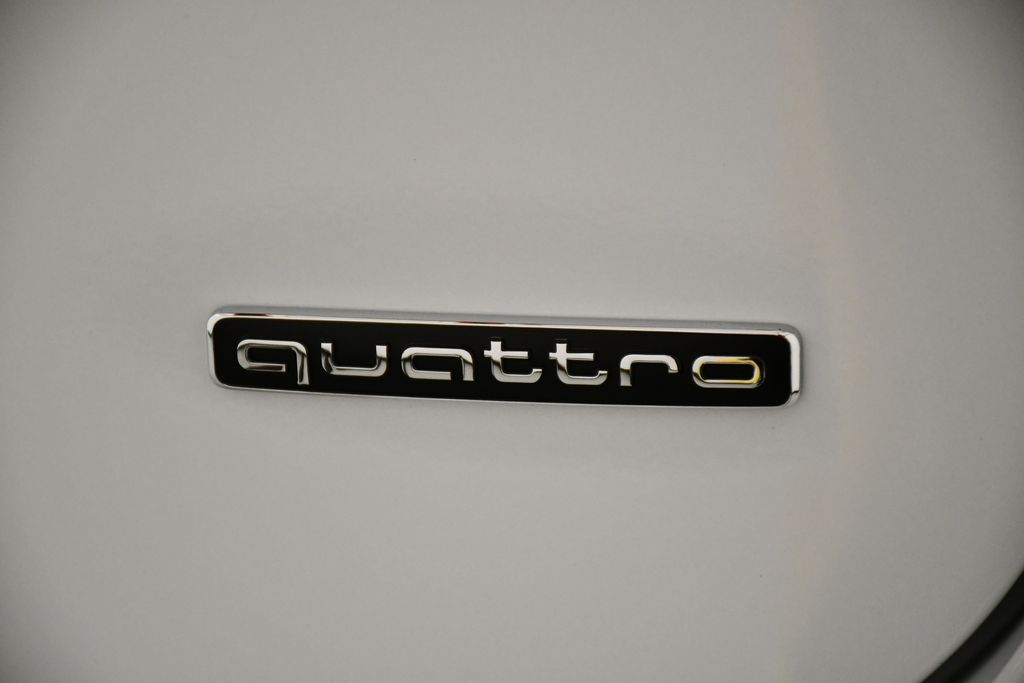 Thumbnail: 2025 Audi A5 - 10