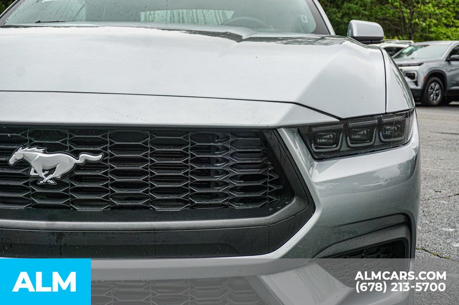 Used 2025 Silver Ford EcoBoost Premium image 12