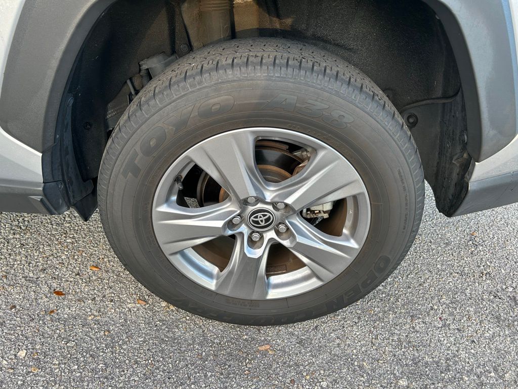 Thumbnail: 2023 Toyota RAV4 - 9