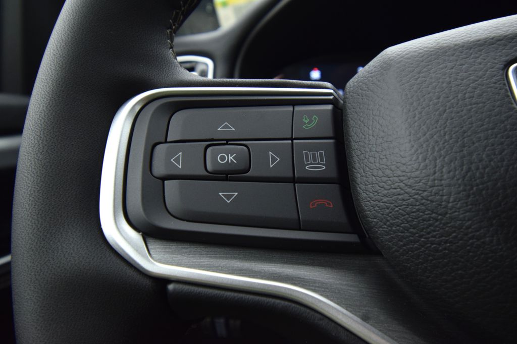 new 2026 Jeep Grand Wagoneer L car, priced at $71,236