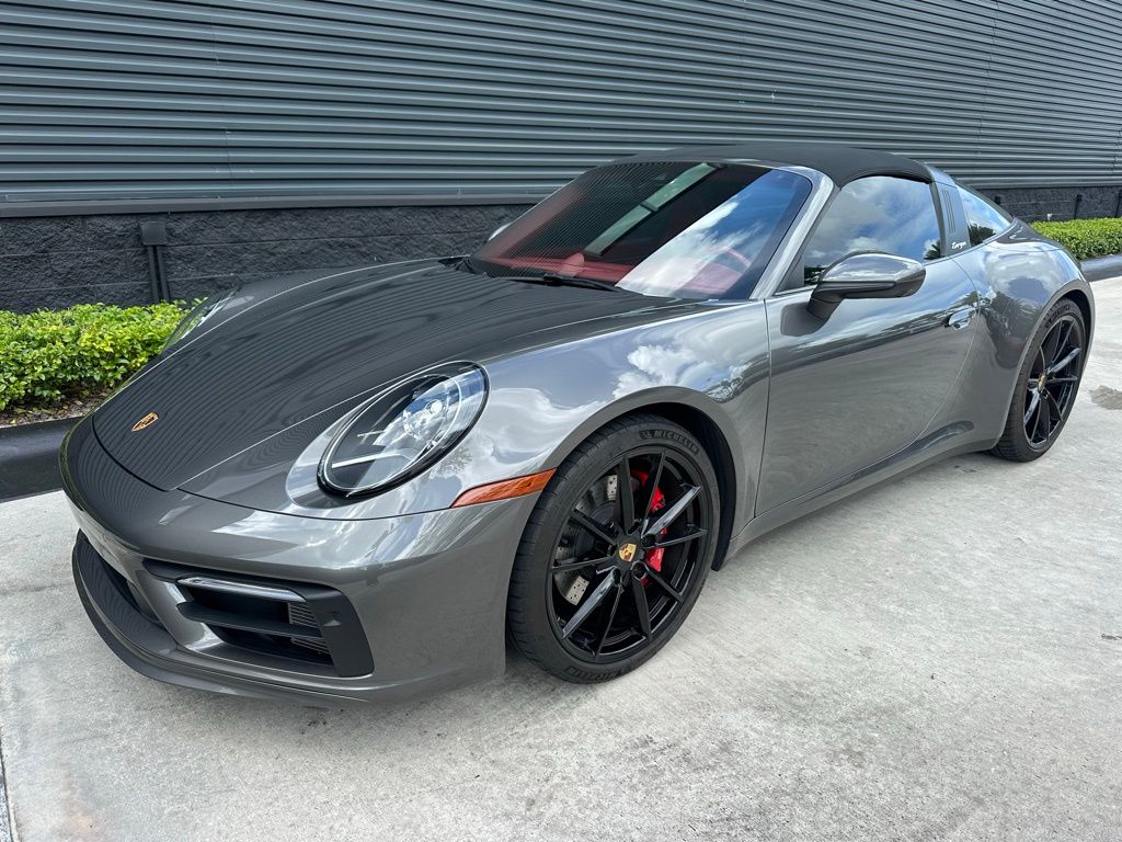 Thumbnail: 2022 Porsche 911 - 7