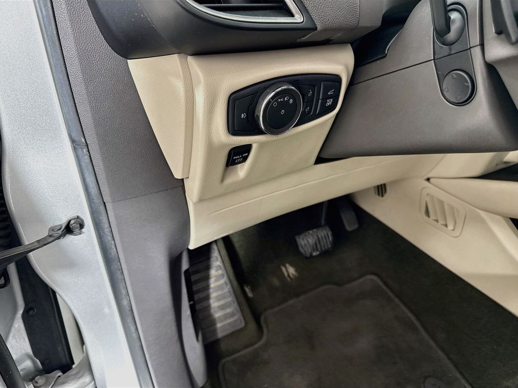 Thumbnail: 2019 Lincoln Nautilus - 10