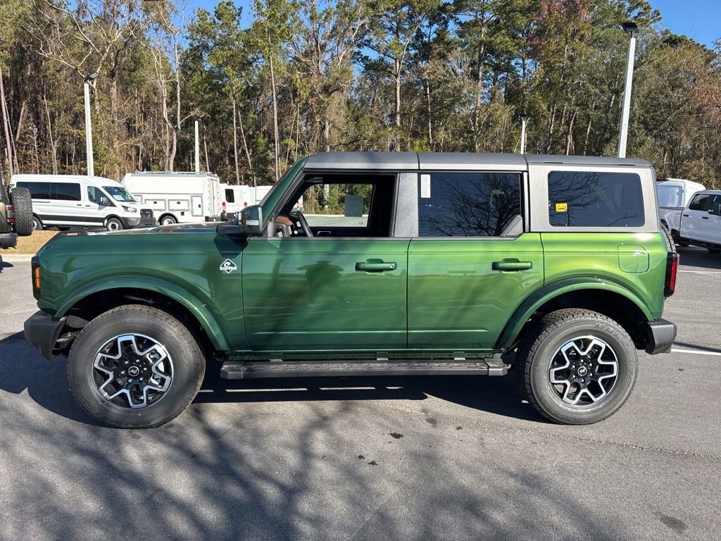 2024 Ford Bronco Outer Banks