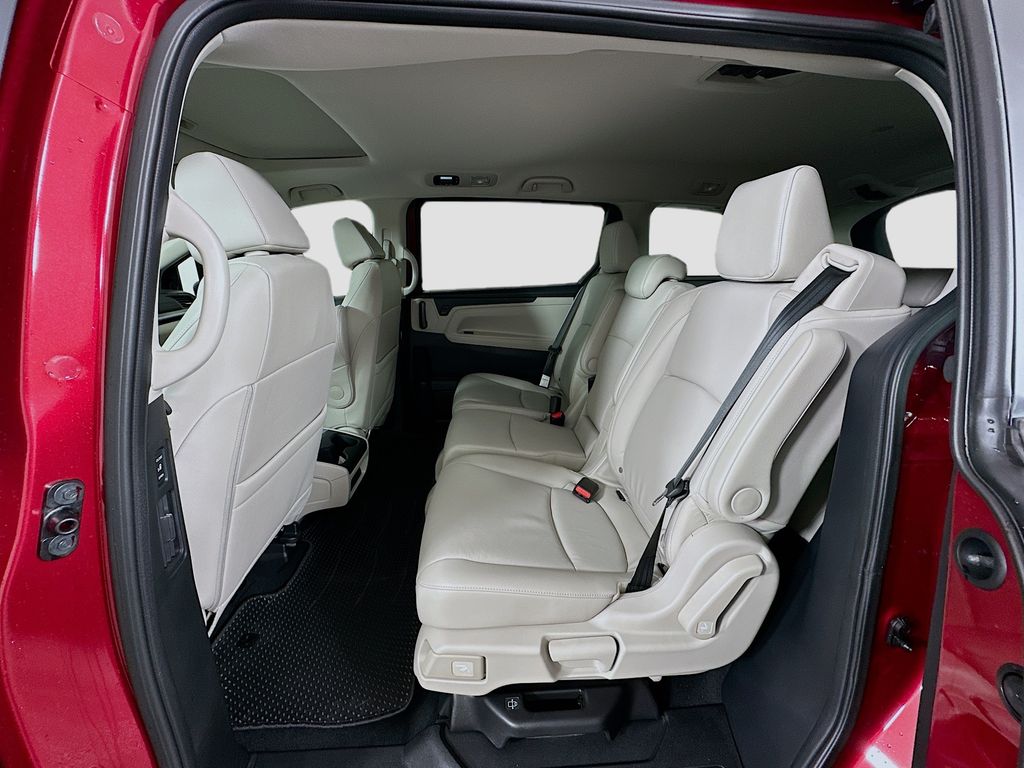 Thumbnail: 2025 Honda Odyssey - 16