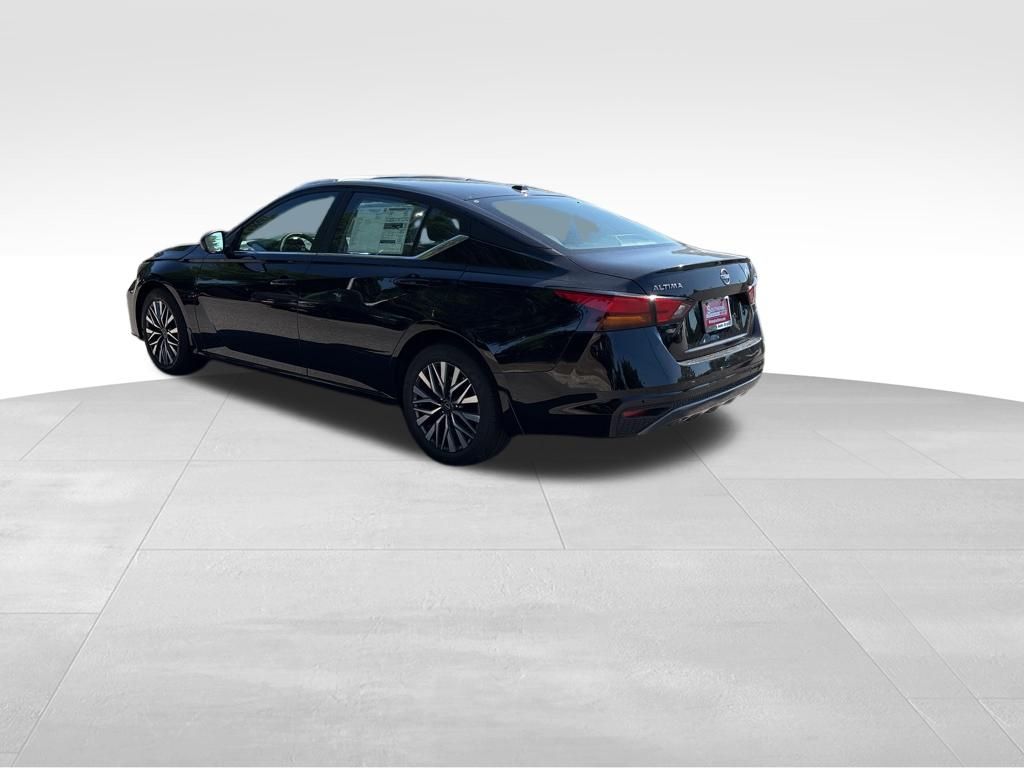 New 2026 Black Nissan 2.5 SV image 2