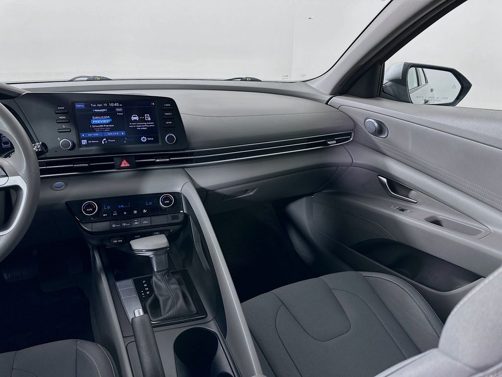 2021 Hyundai Elantra SEL 22