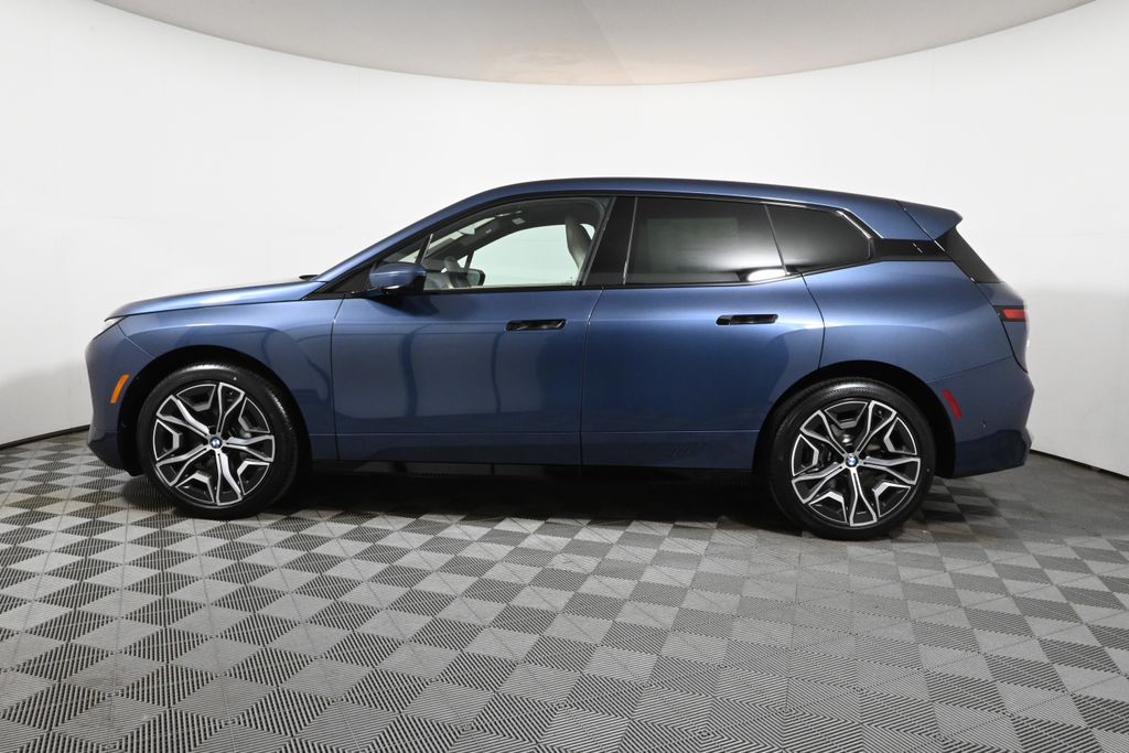 Thumbnail: 2026 BMW iX - 2