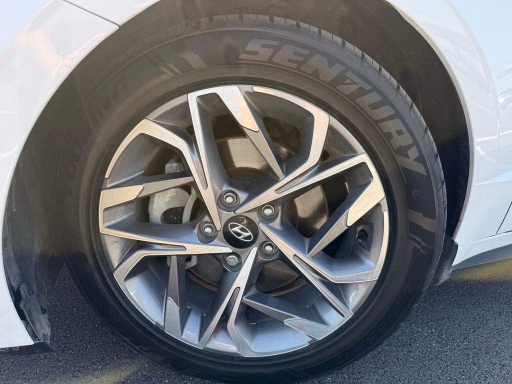 Thumbnail: 2021 Hyundai Sonata - 9