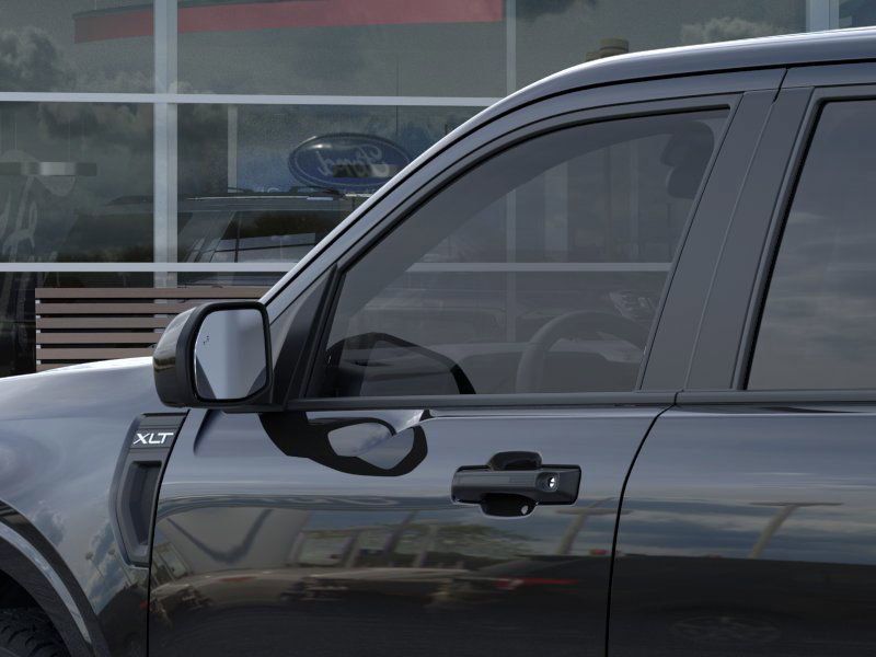 2025 Ford Maverick XLT photo 17