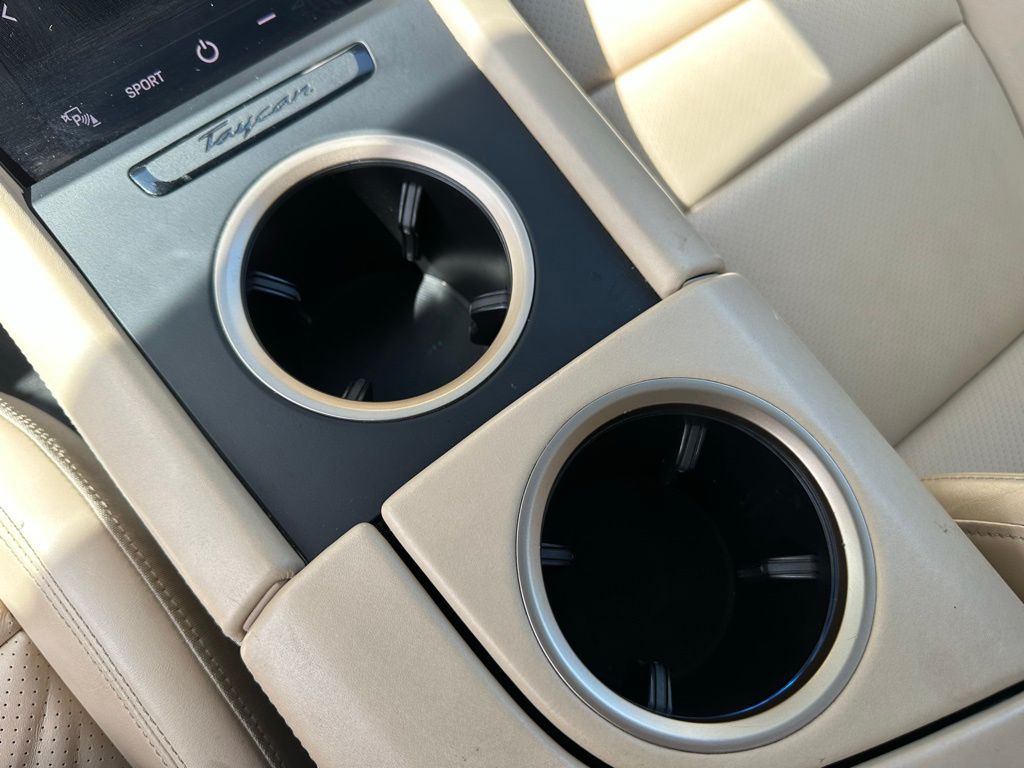 2020 Porsche Taycan 4S 20