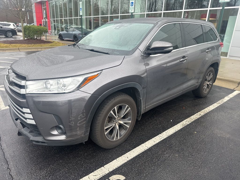 2017 Toyota Highlander LE