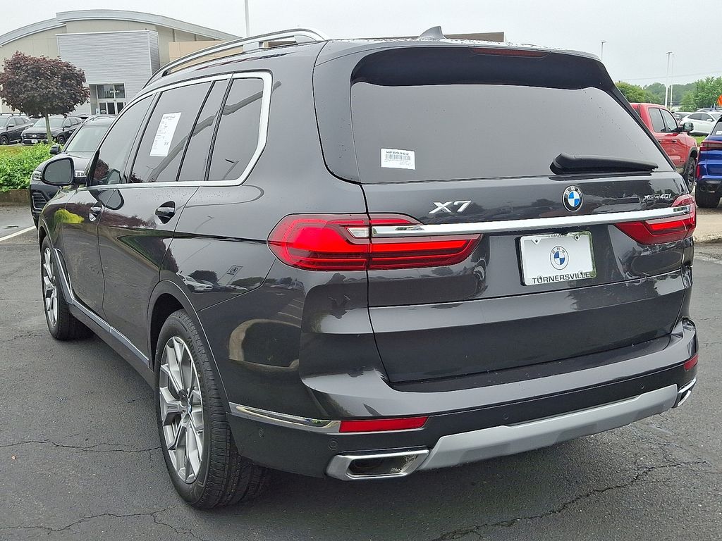 2022 BMW X7 xDrive40i 4