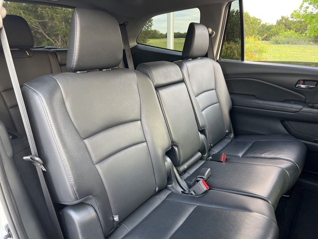 2017 Honda Pilot EX-L 27
