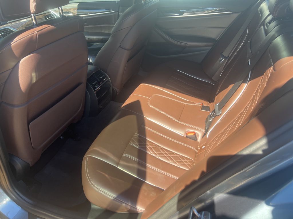 Thumbnail: 2018 BMW 5 Series - 5