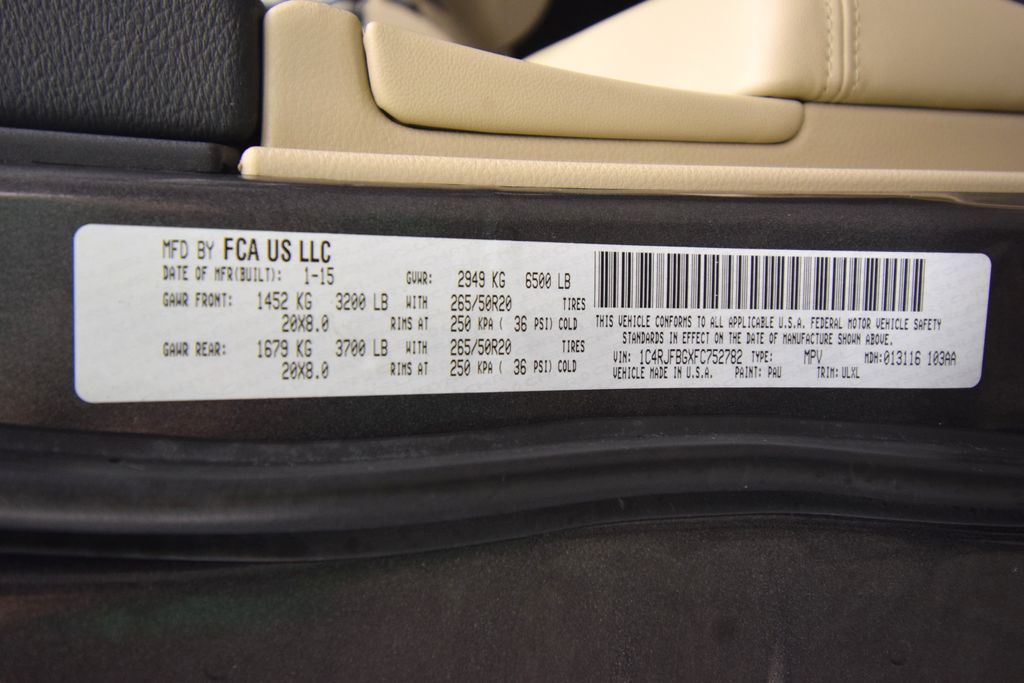 used 2015 Jeep Grand Cherokee car, priced at $13,900