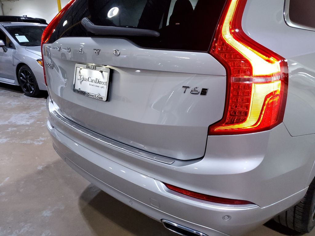 2019 Volvo XC90 T6 Momentum 45