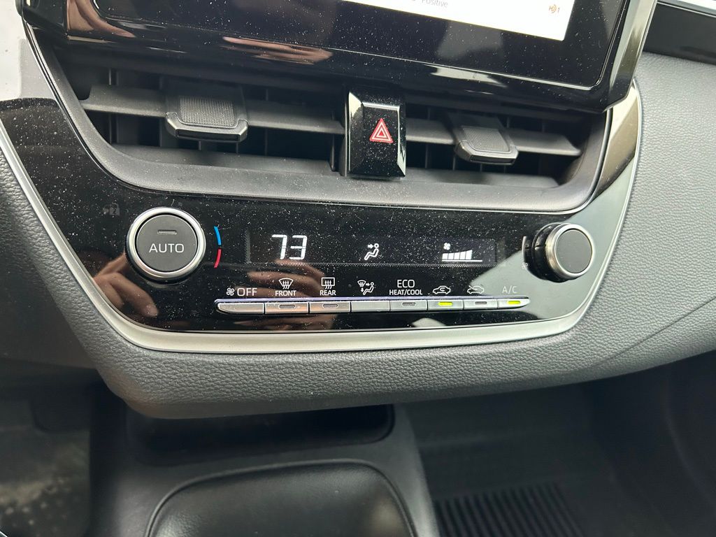 Thumbnail: 2024 Toyota Corolla - 24