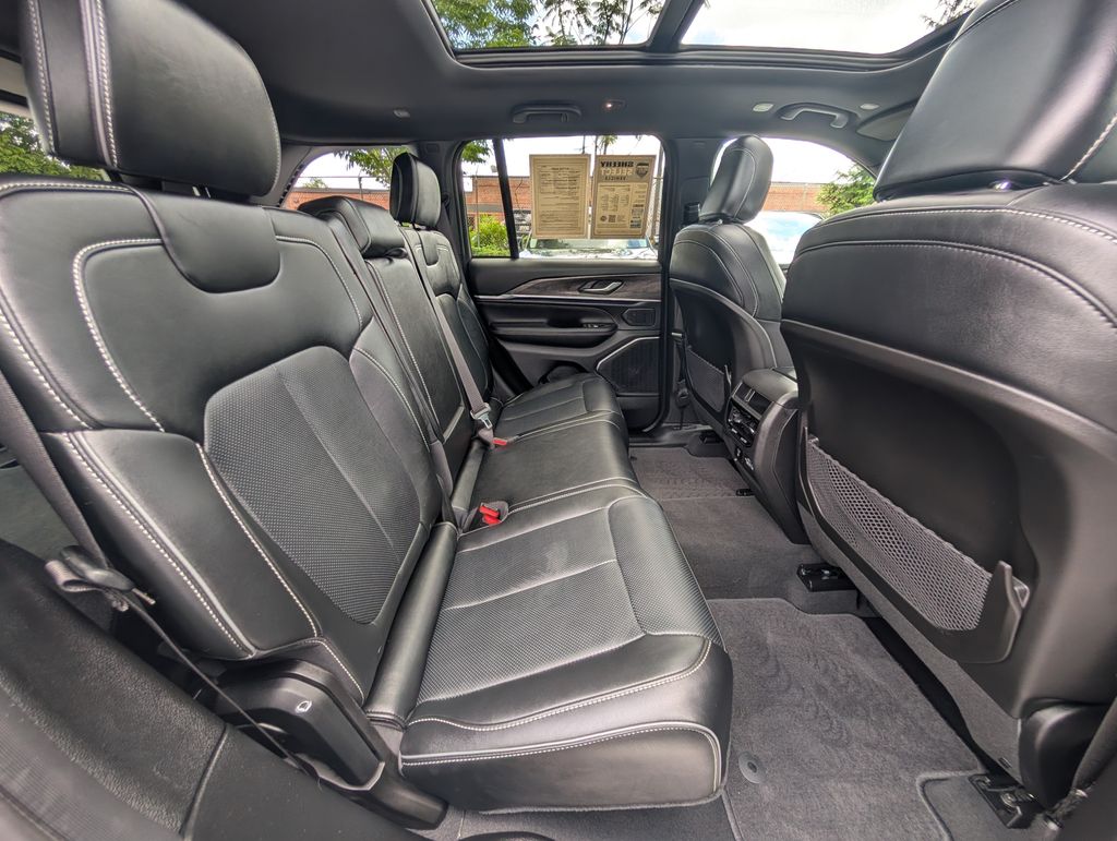 Used 2025 Silver Jeep Overland image 29