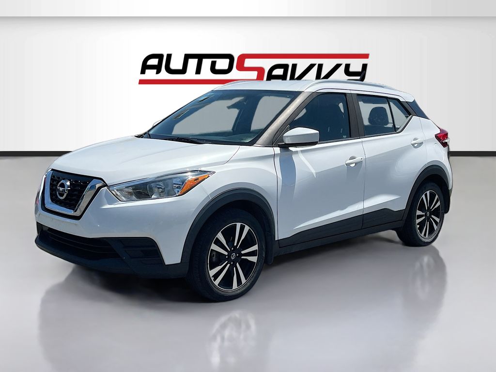 Used 2019 White Nissan SV image 3