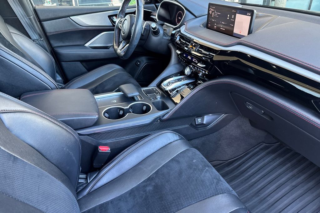 used 2022 Acura MDX car, priced at $39,902