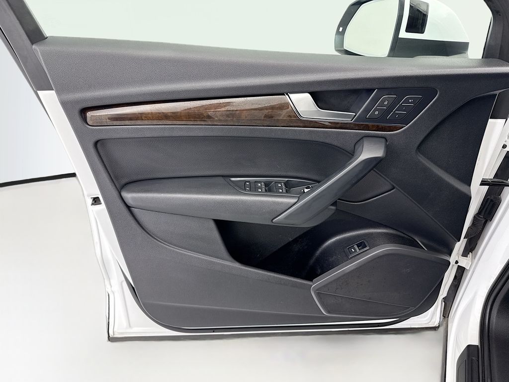 Thumbnail: 2019 Audi Q5 - 22