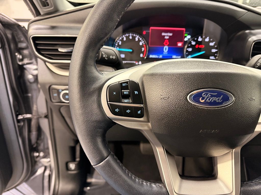 Thumbnail: 2023 Ford Explorer - 13