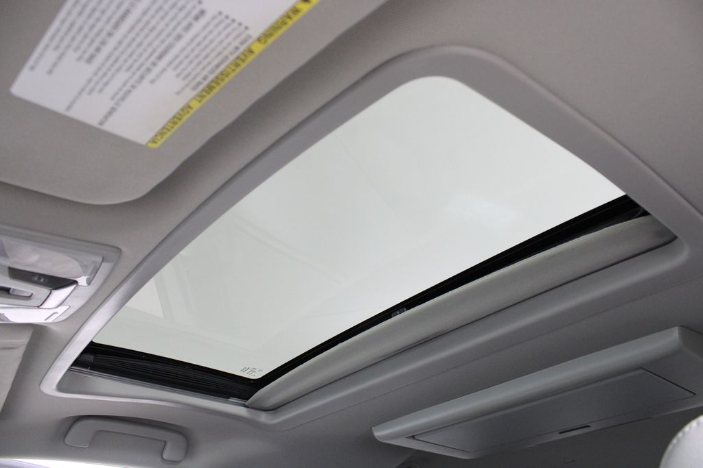 Used 2018 Toyota Sienna for sale in 