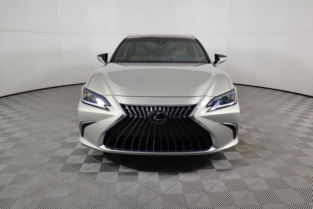 2024 Lexus ES Hybrid 300h 2
