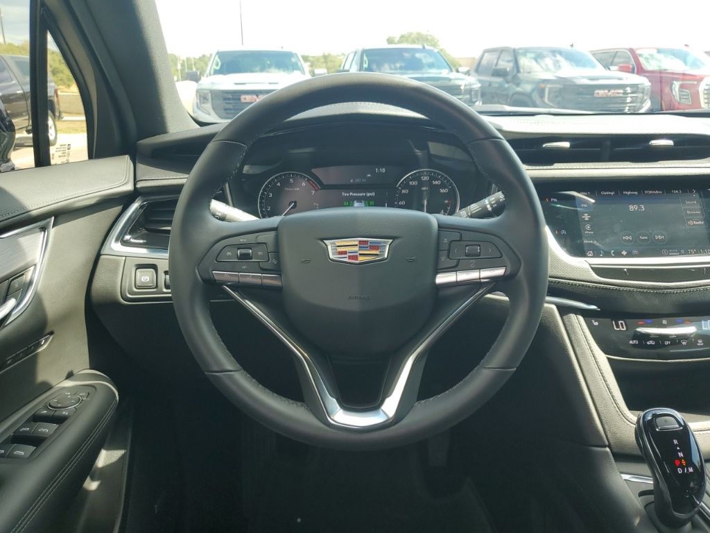 Used Car 2025 Cadillac Xt6  Luxury For Sale Under $50,000 In Austin, Texas