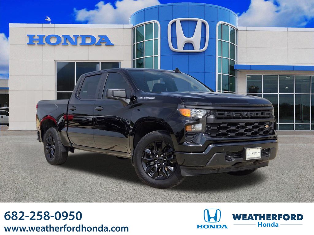 2024 Chevrolet Silverado 1500 Custom Crew Cab Short Box's photo