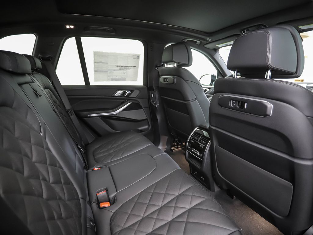 Thumbnail: 2026 BMW X5 - 26