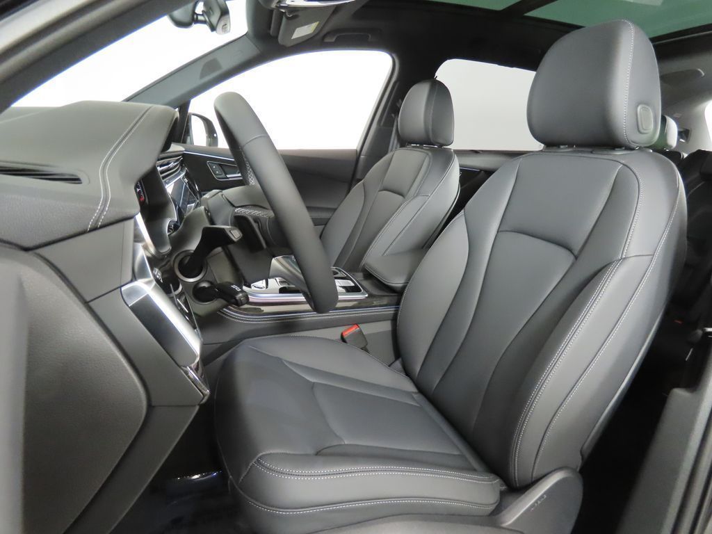 Thumbnail: 2026 Audi Q7 - 32