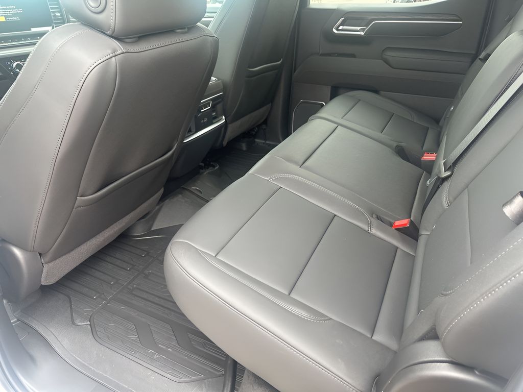 New 2026 White GMC SLT image 20