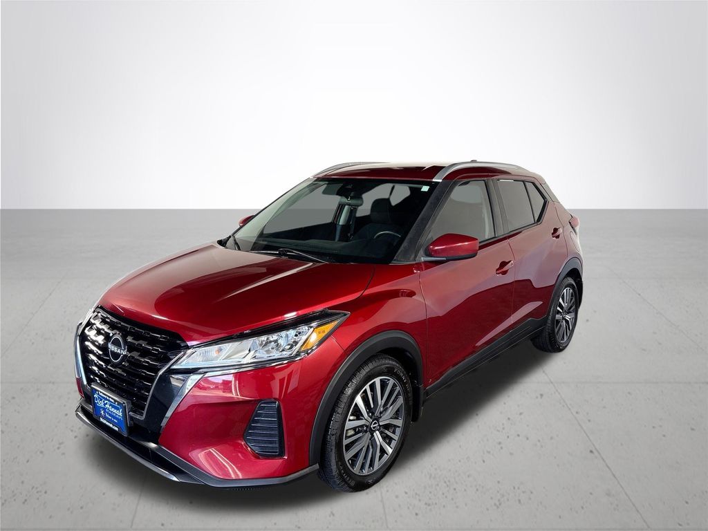 2022 Nissan Kicks SV