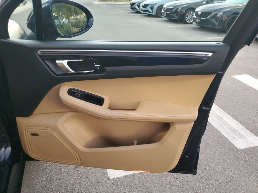 Used Car 2018 Porsche Macan  For Sale Under $25,000 In Austin, Texas