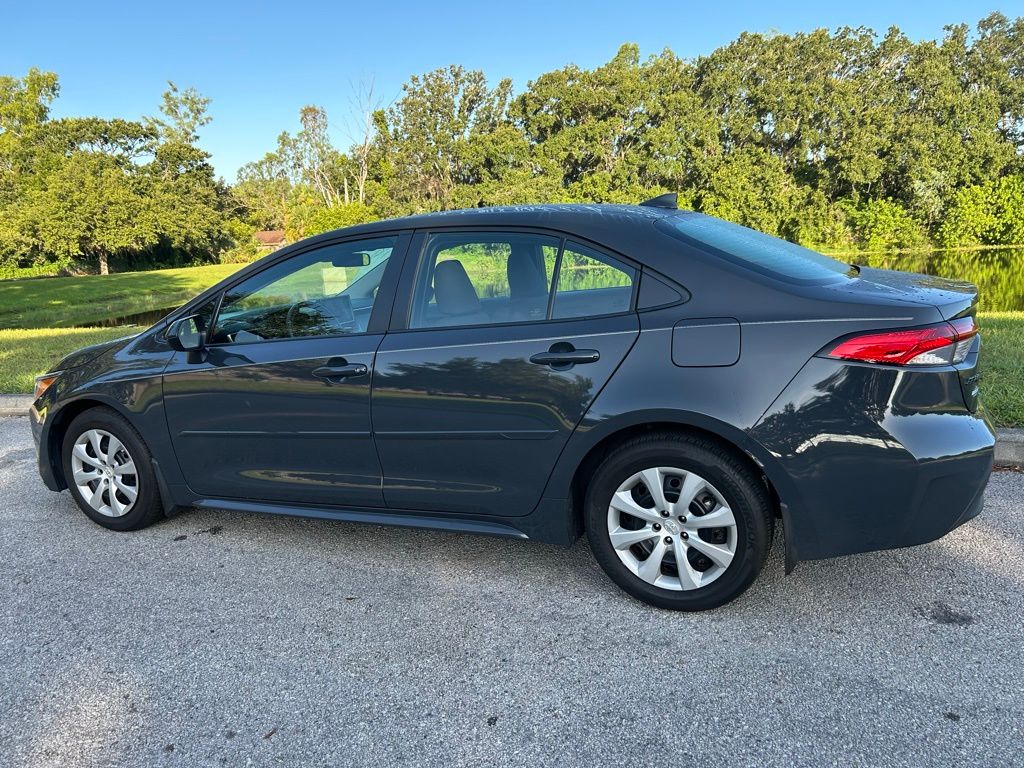 Thumbnail: 2023 Toyota Corolla - 3