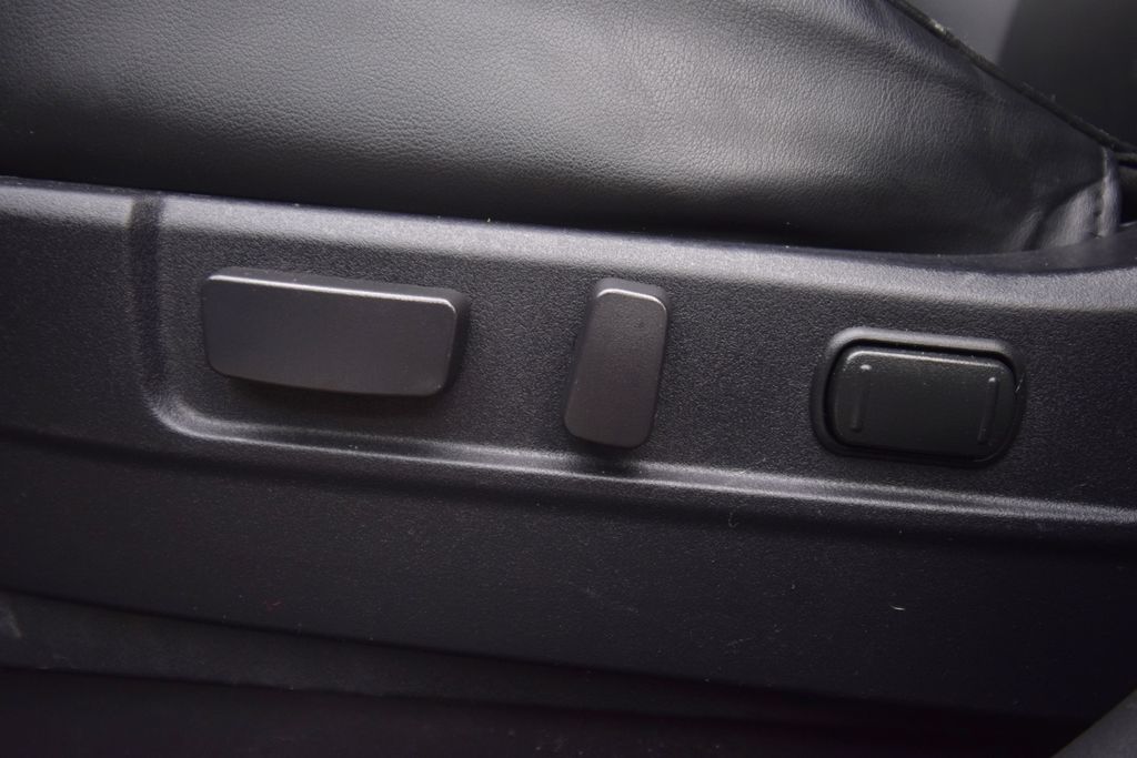 used 2020 Mitsubishi Outlander PHEV car, priced at $20,500