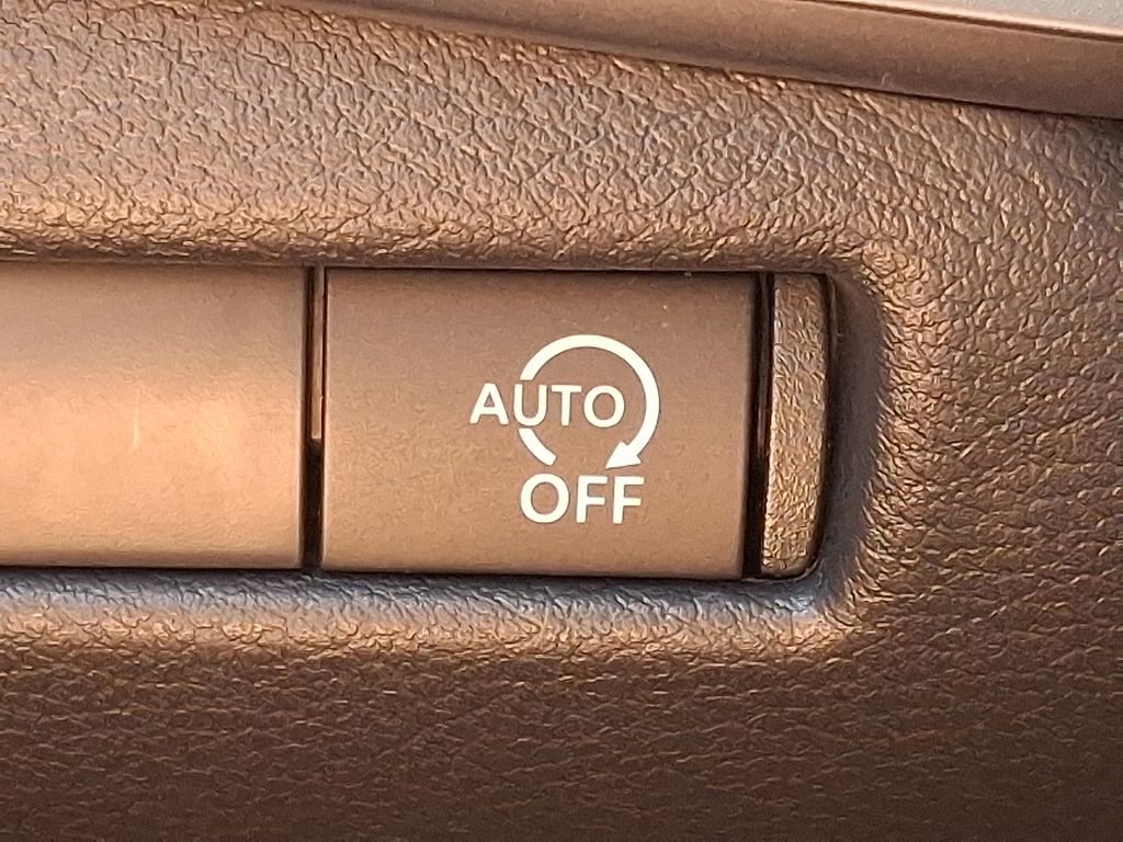 2026 Nissan Kicks — photo 18