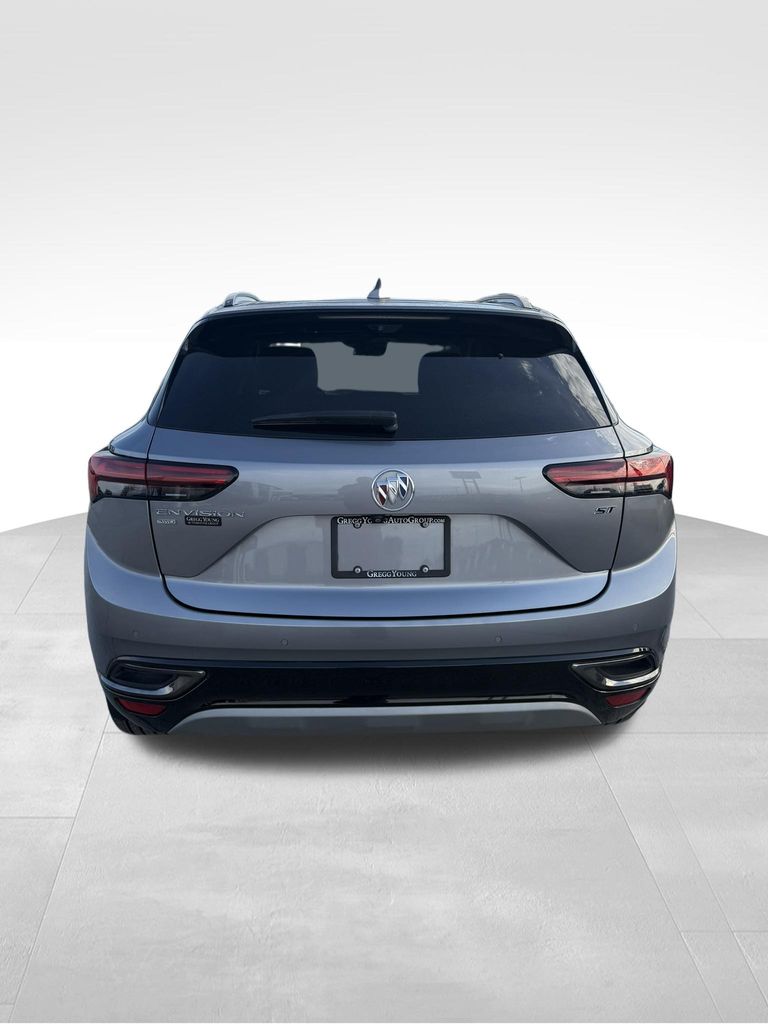 Used 2022 Buick Envision SUV