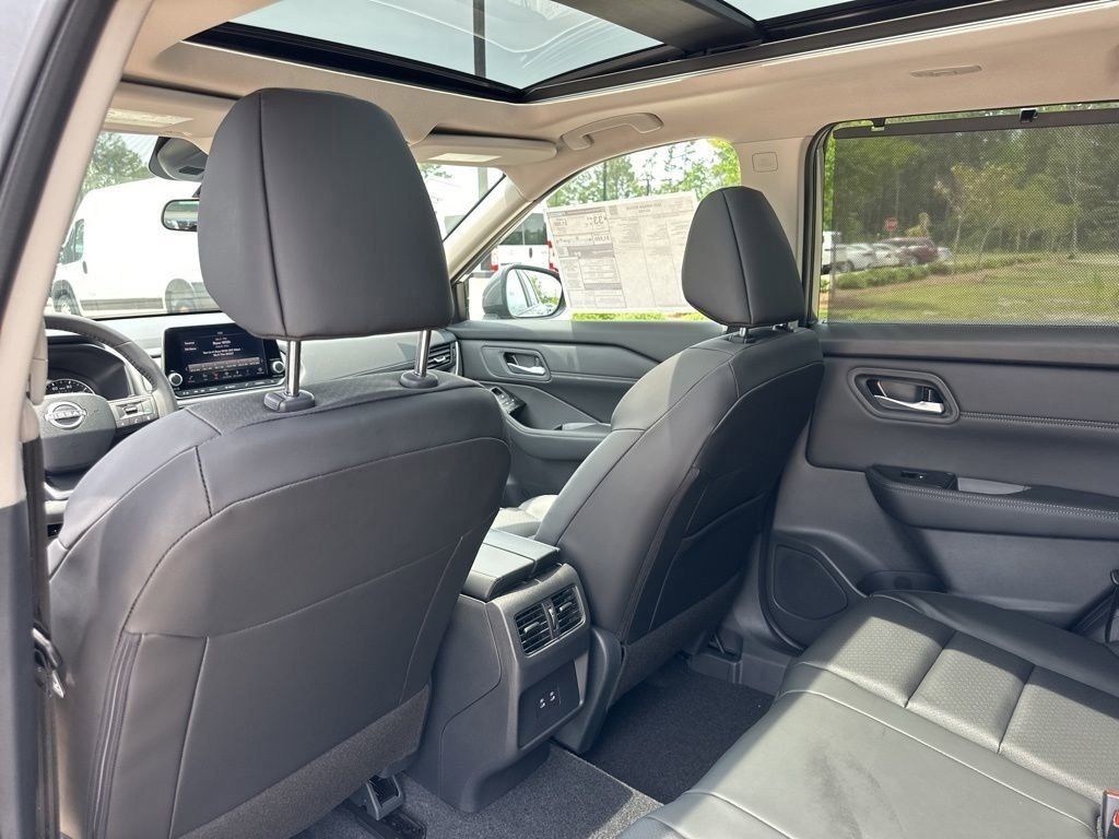 2025 Gun Metallic Nissan Rogue SV FWD SUV