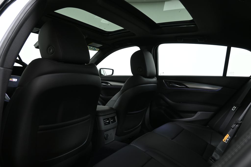 Thumbnail: 2025 Cadillac CT5 - 31