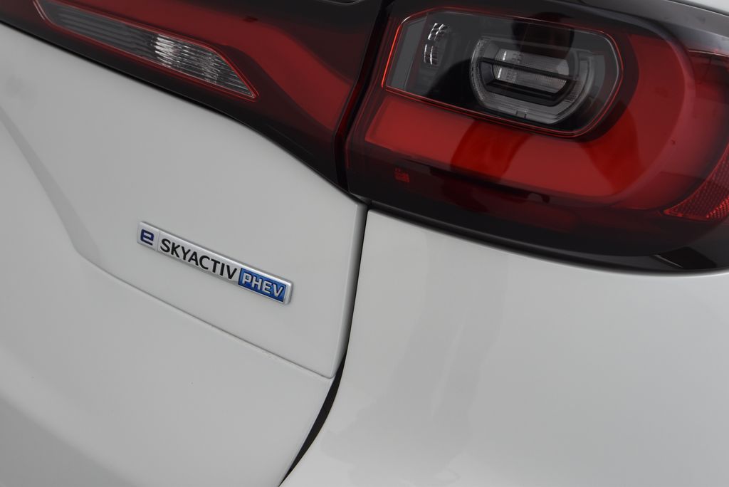 2025 Mazda CX-70 PHEV Premium Plus photo