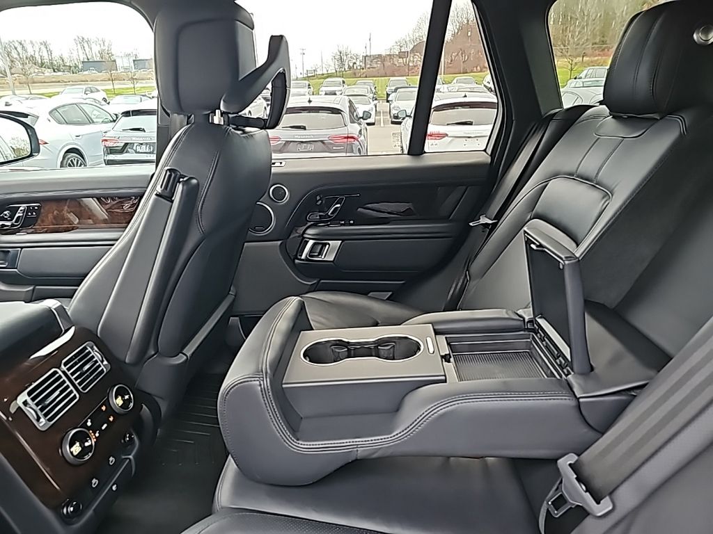 2022 Land Rover Range Rover Westminster 26