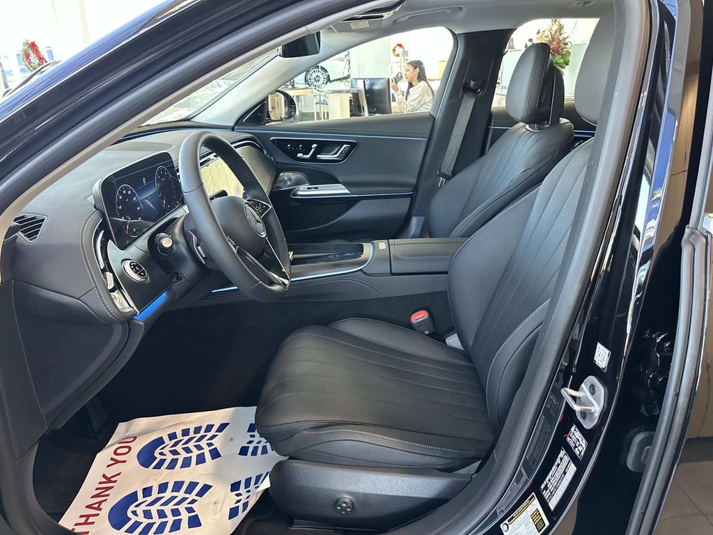 Thumbnail: 2025 Mercedes-Benz E-Class - 15