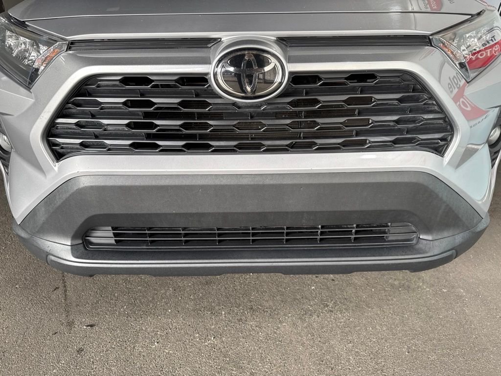 Thumbnail: 2019 Toyota RAV4 - 13