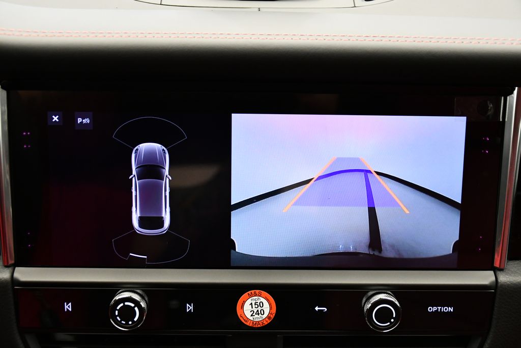 Thumbnail: 2025 Porsche Macan - 31