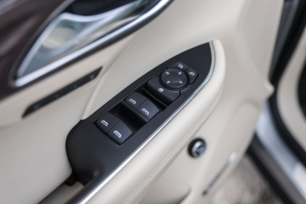 Used Car 2023 Buick Envision  Avenir For Sale Under $35,000 In Austin, Texas
