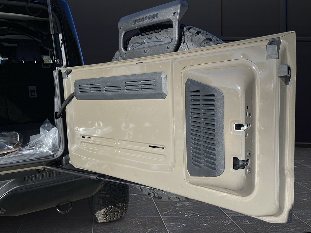 New 2025 Marsh Gray Ford Raptor image 17