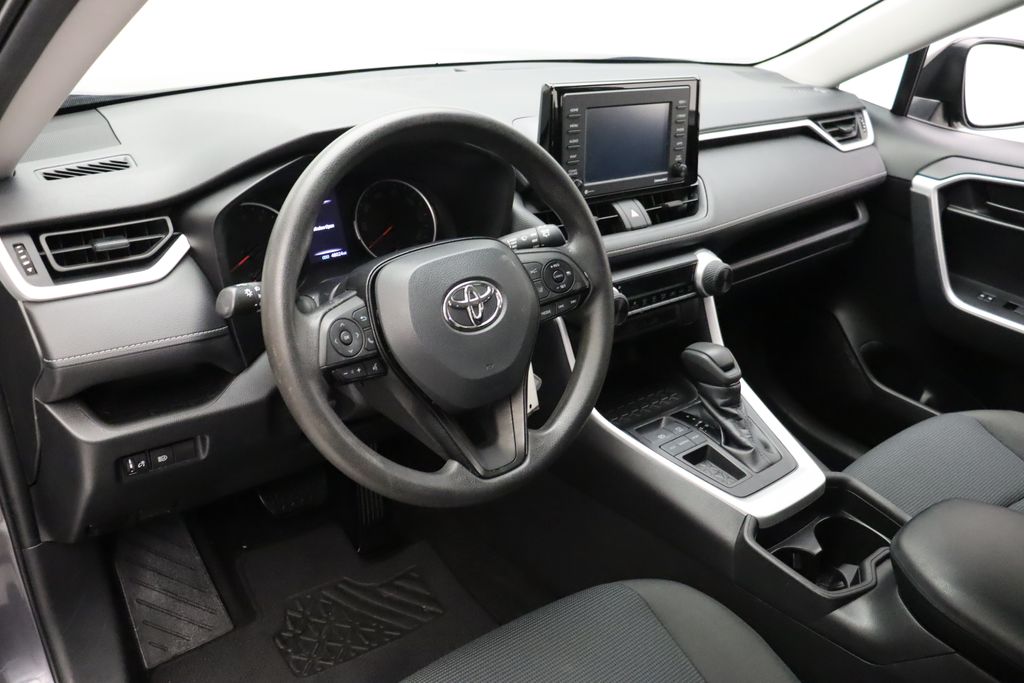 2021 Toyota RAV4 LE 15
